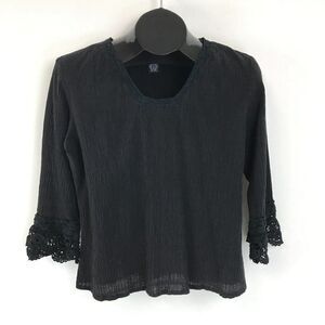 Ishyu Popover Top Women's Size Small Black 3/4 Sleeve Crochet Lace Stretch Boho